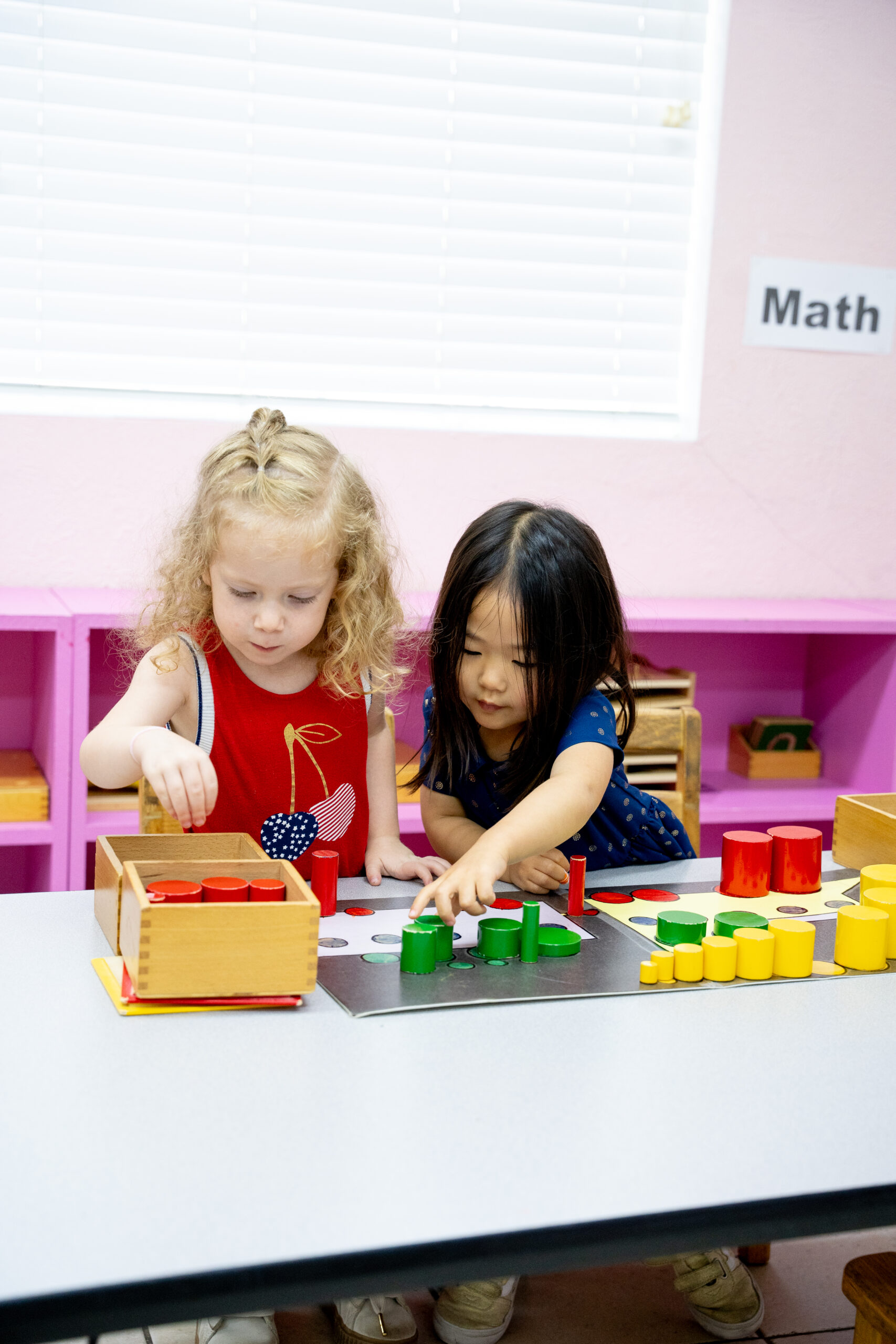 https://richmondhillmontessoriplano.com/